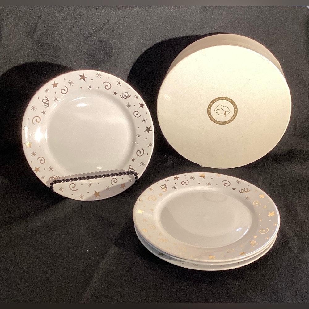 The Pampered Chef Set of 4 Plates
